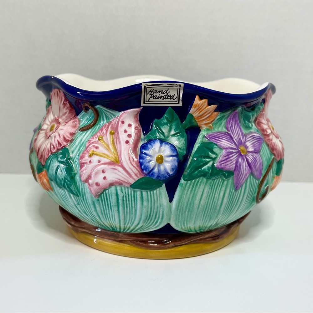 Vintage 1994 Fritz & Floyd Hand Painted Porcelain Raised Floral Design Bowl